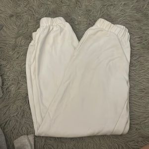 Brandy Melville white sweatpants